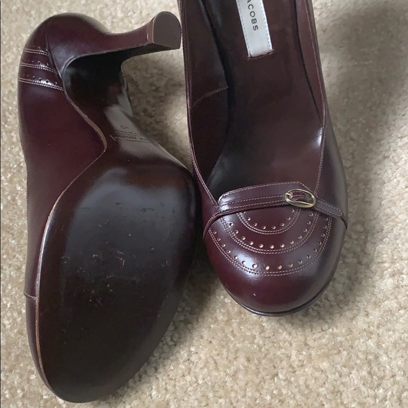 Marc Jacobs brown pumps with buckle detail - Picture 2 of 4